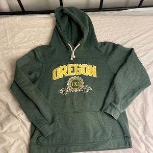 OREGON DUCKS 🦆 sweatshirt hoodie w/pockets.